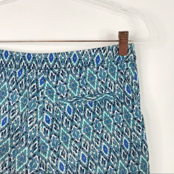 H&M Womens Size 4 Ikat Printed Flat Front Shorts Blue Chino Summer Cotton - Picture 5 of 7
